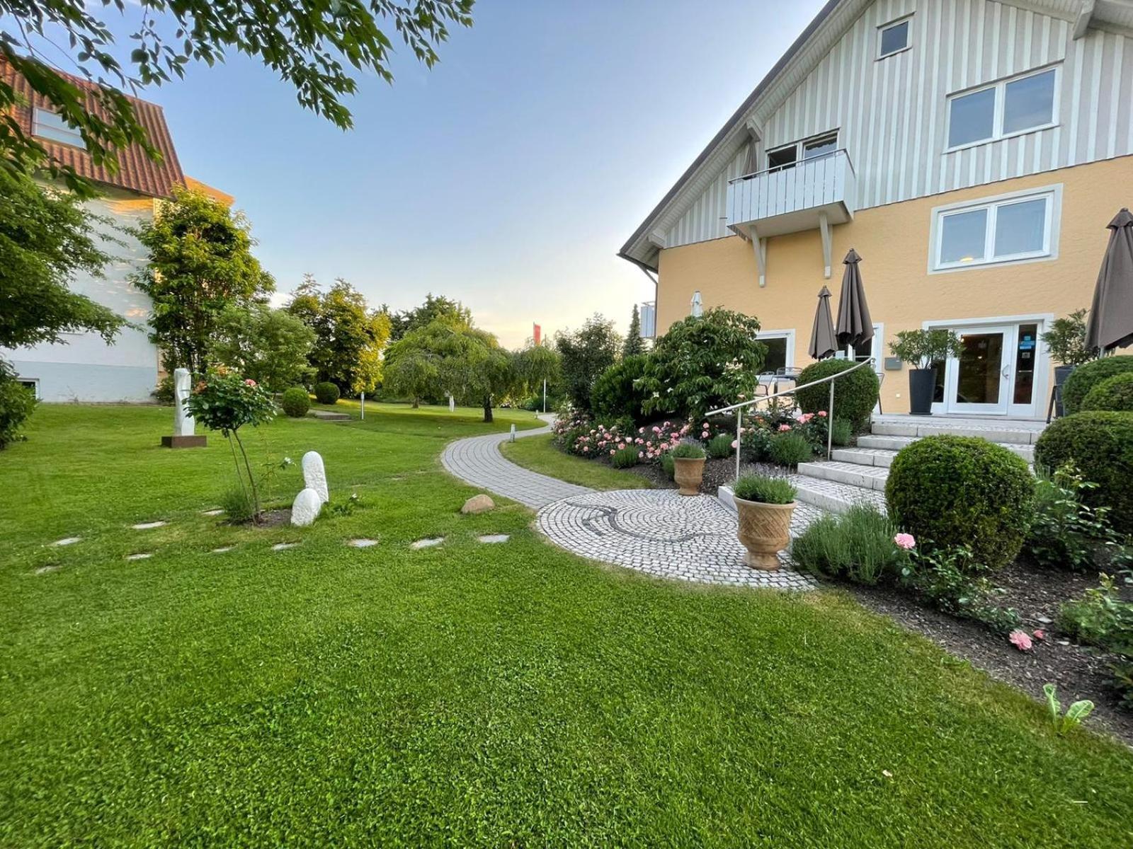 Hotel Gaestehaus Zuern Wasserburg am Bodensee Exterior photo